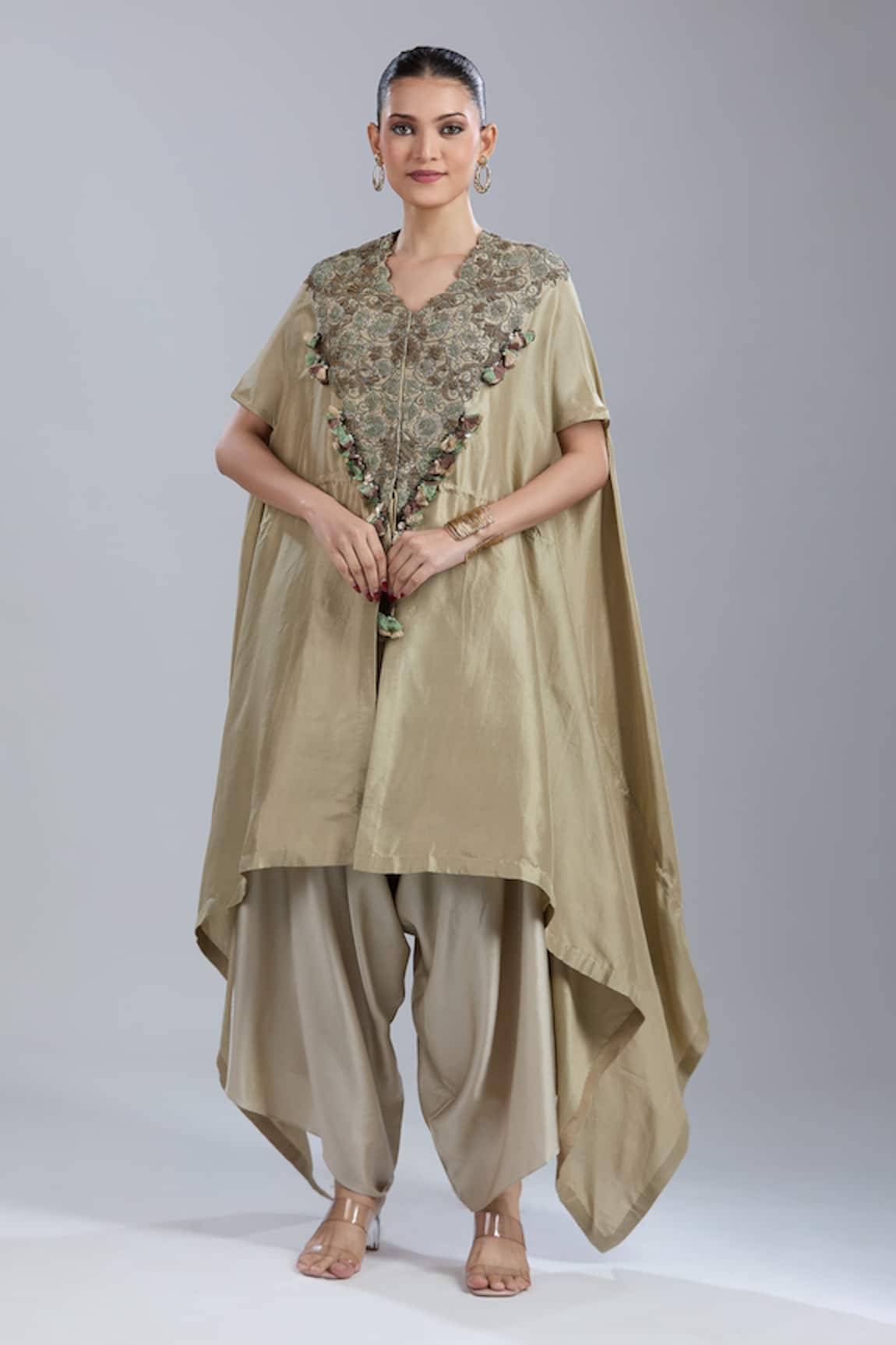 Prisho Dori Embroidered Kaftan & Pant Set 