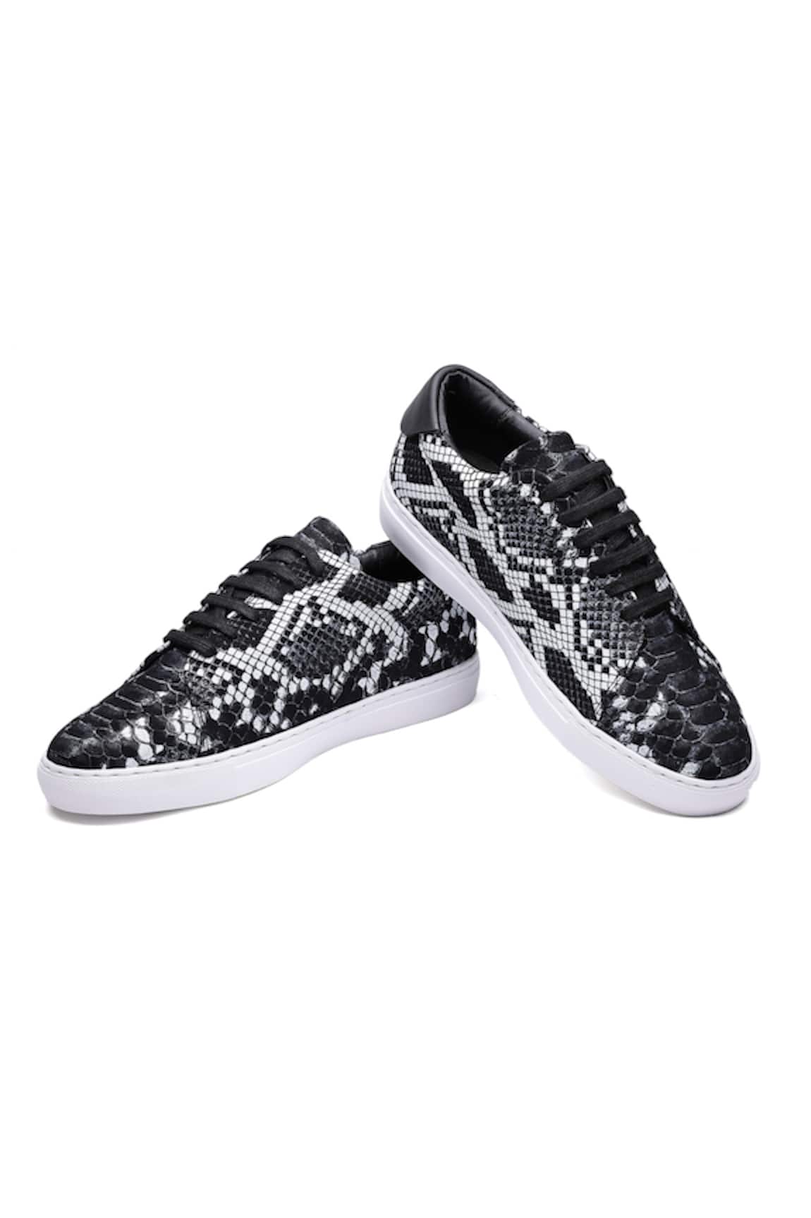 Shutiq Zellona Textured Sneakers 