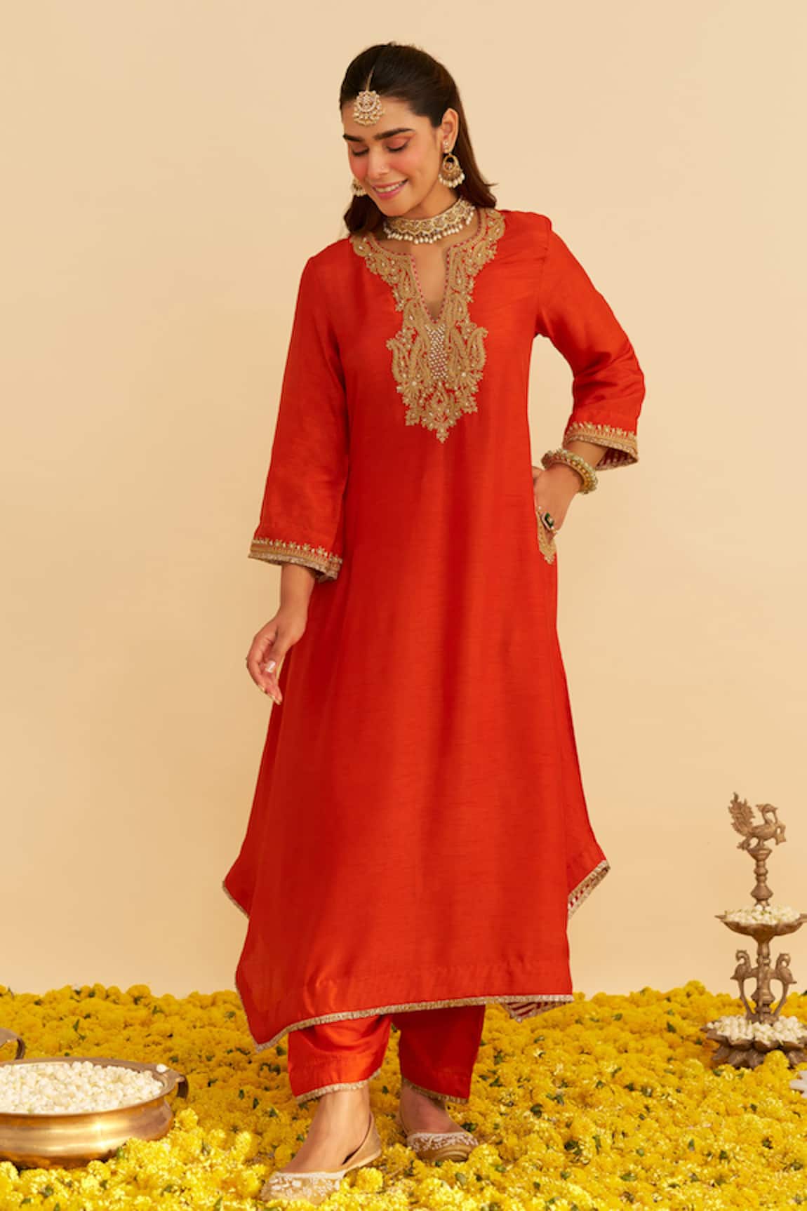 Sheetal Batra Amaya Embroidered Kaftan Set 