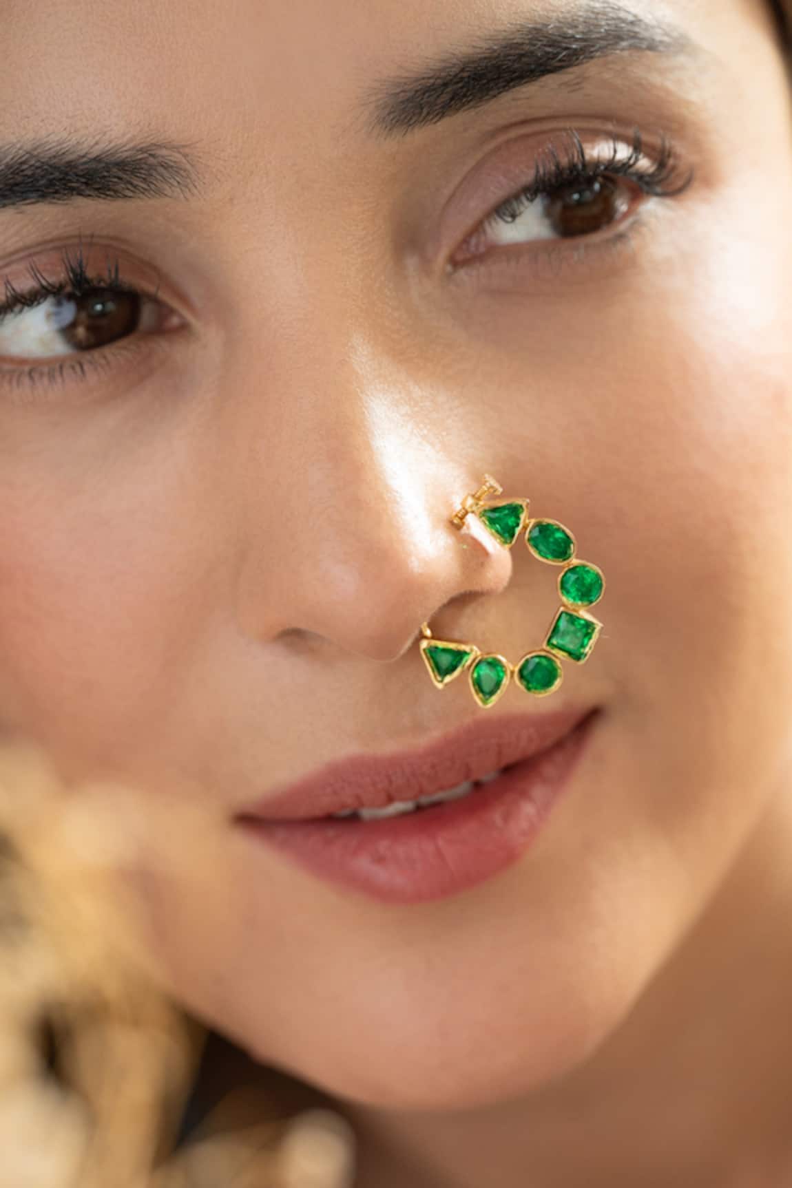 Do Taara Green Polki Nosepin 