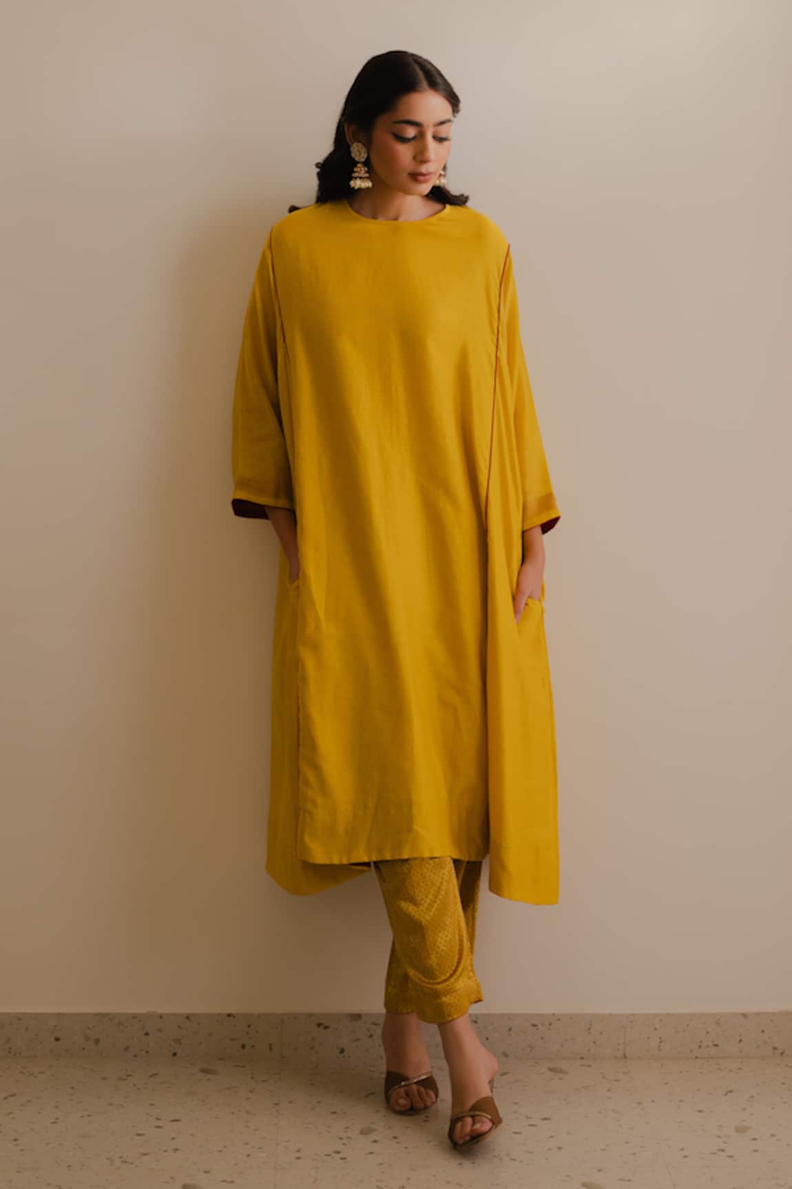 KAJAL AGRAWAL Akhil Handwoven Kurta Set 