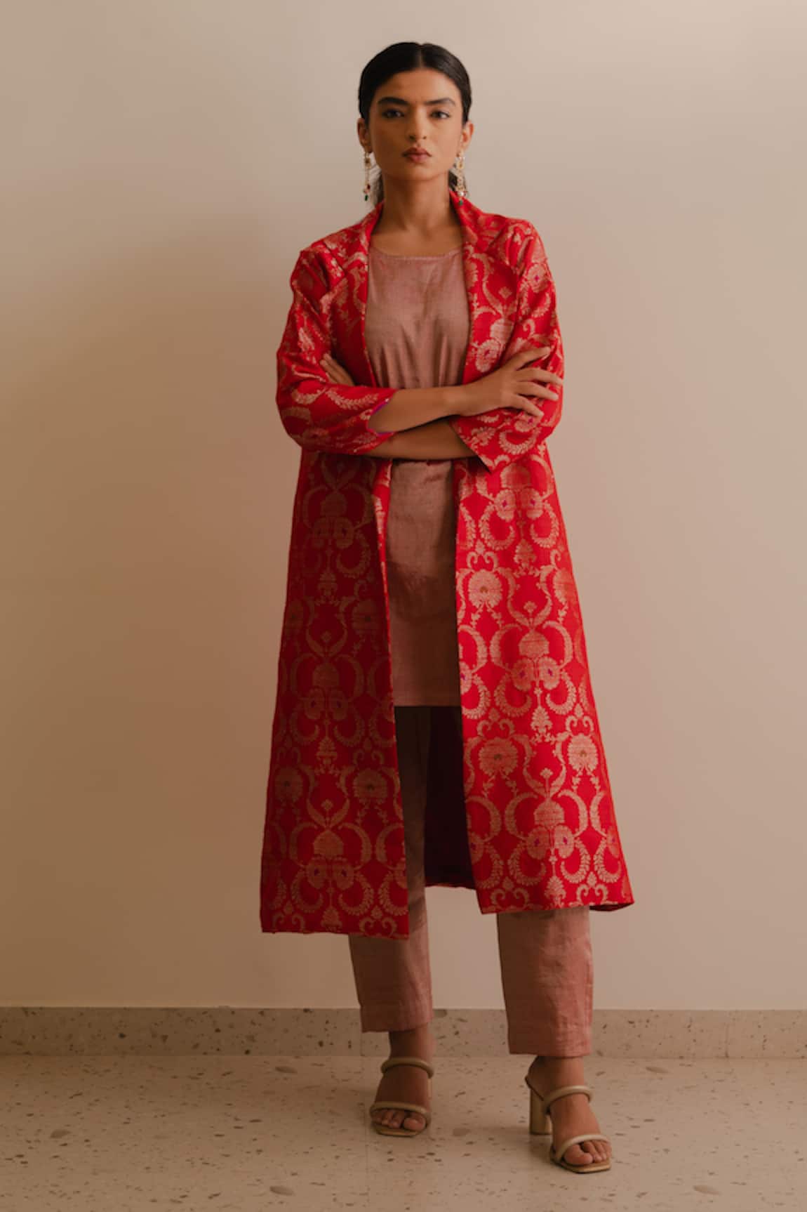 KAJAL AGRAWAL Idunn Butti Pattern Jacket Kurta Set 
