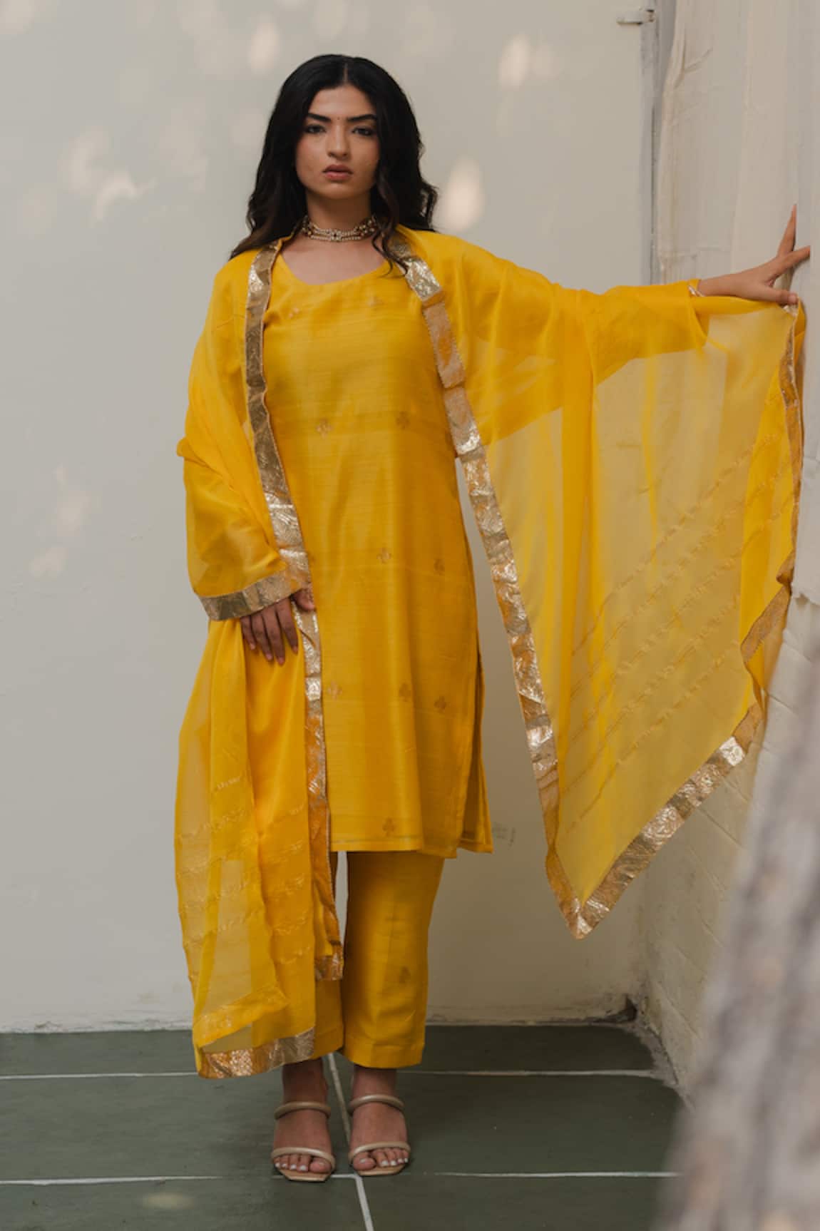KAJAL AGRAWAL Shubha Butti Pattern Kurta Set 