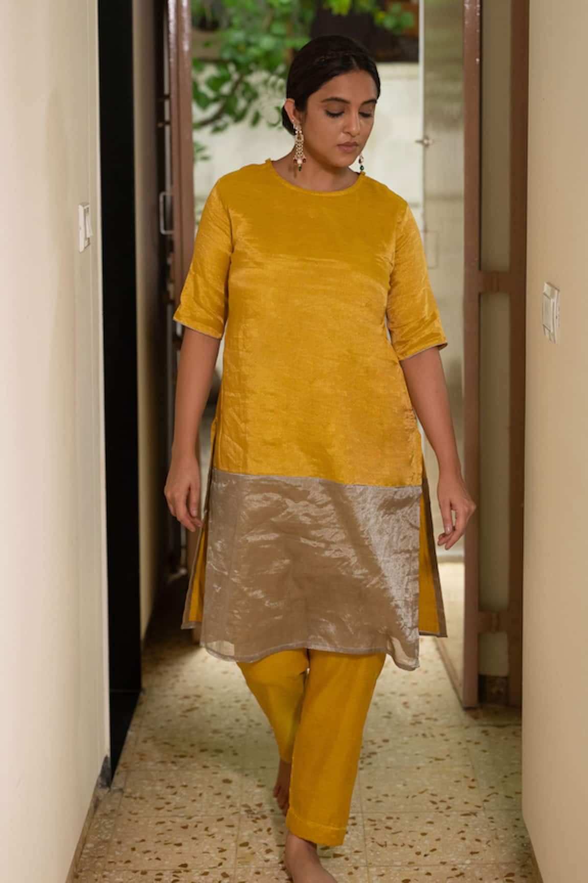 KAJAL AGRAWAL Nalini Color Block Kurta & Trouser Set 
