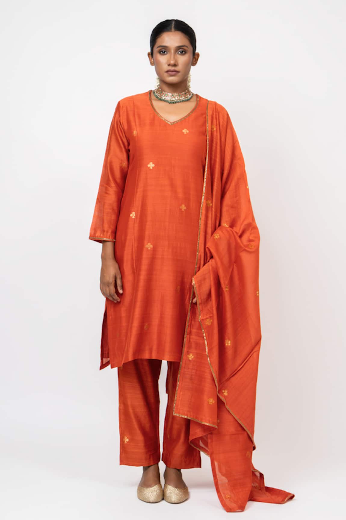 KAJAL AGRAWAL Umber Butti Pattern Kurta Set 