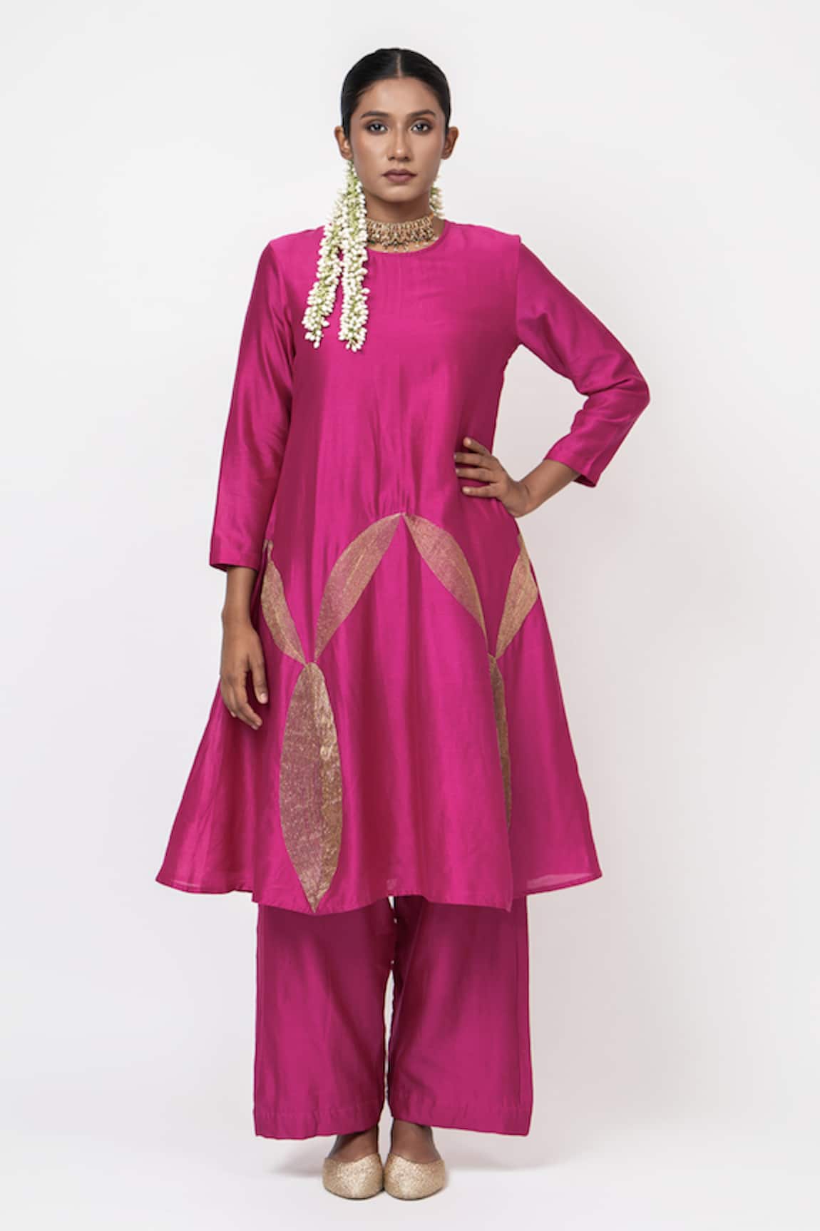 KAJAL AGRAWAL Duckweed Handwoven Kurta Set 