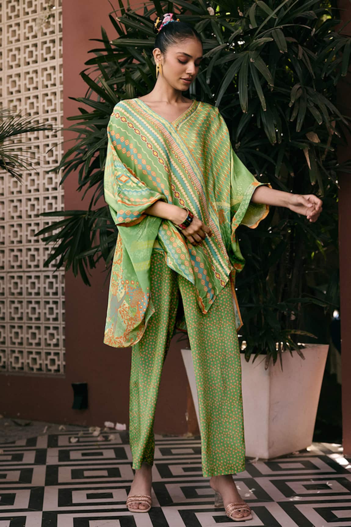 Saundh The Saachi Green Top & Pant Co-ord Set