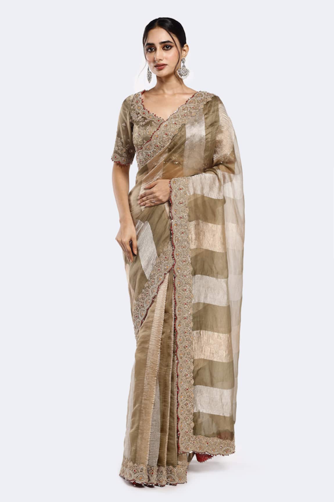 Onaya Color Block Saree & Embellished Blouse Set 