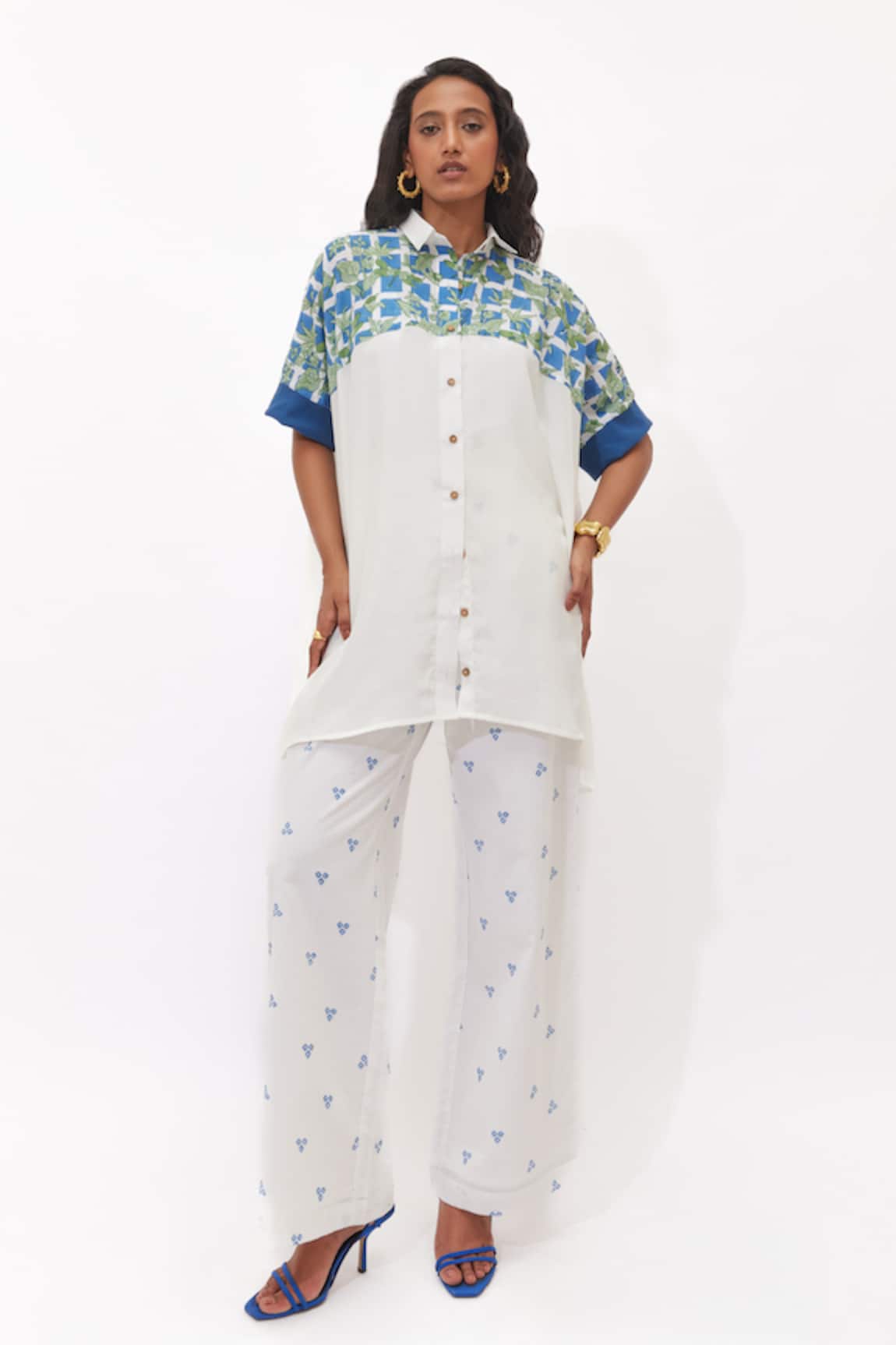 Aapro Liora Multi Colour Kaftan & Pant Set 