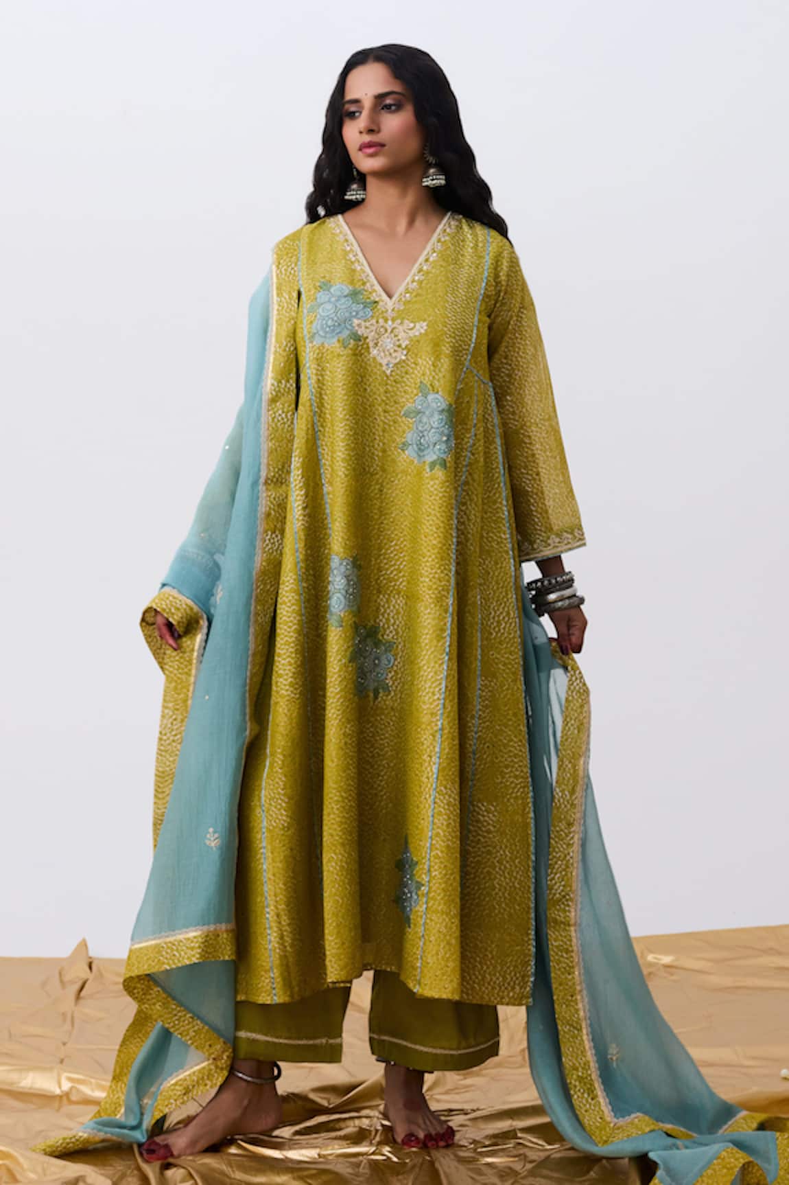 Pants And Pajamas Embroidered Green Kurta Set 