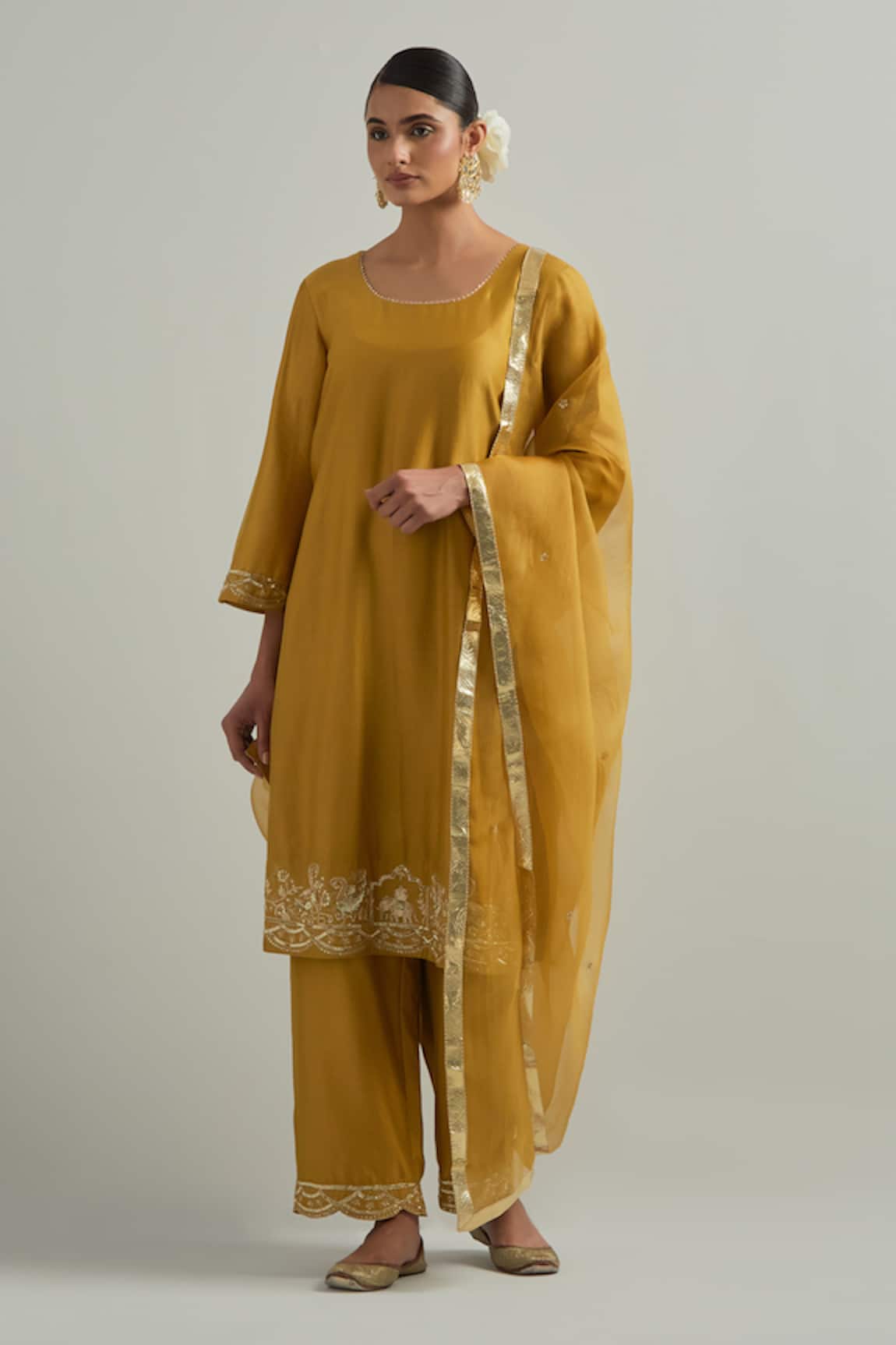 Ikshita Choudhary Mustard Hand Embroidered Chanderi Kurta Set 