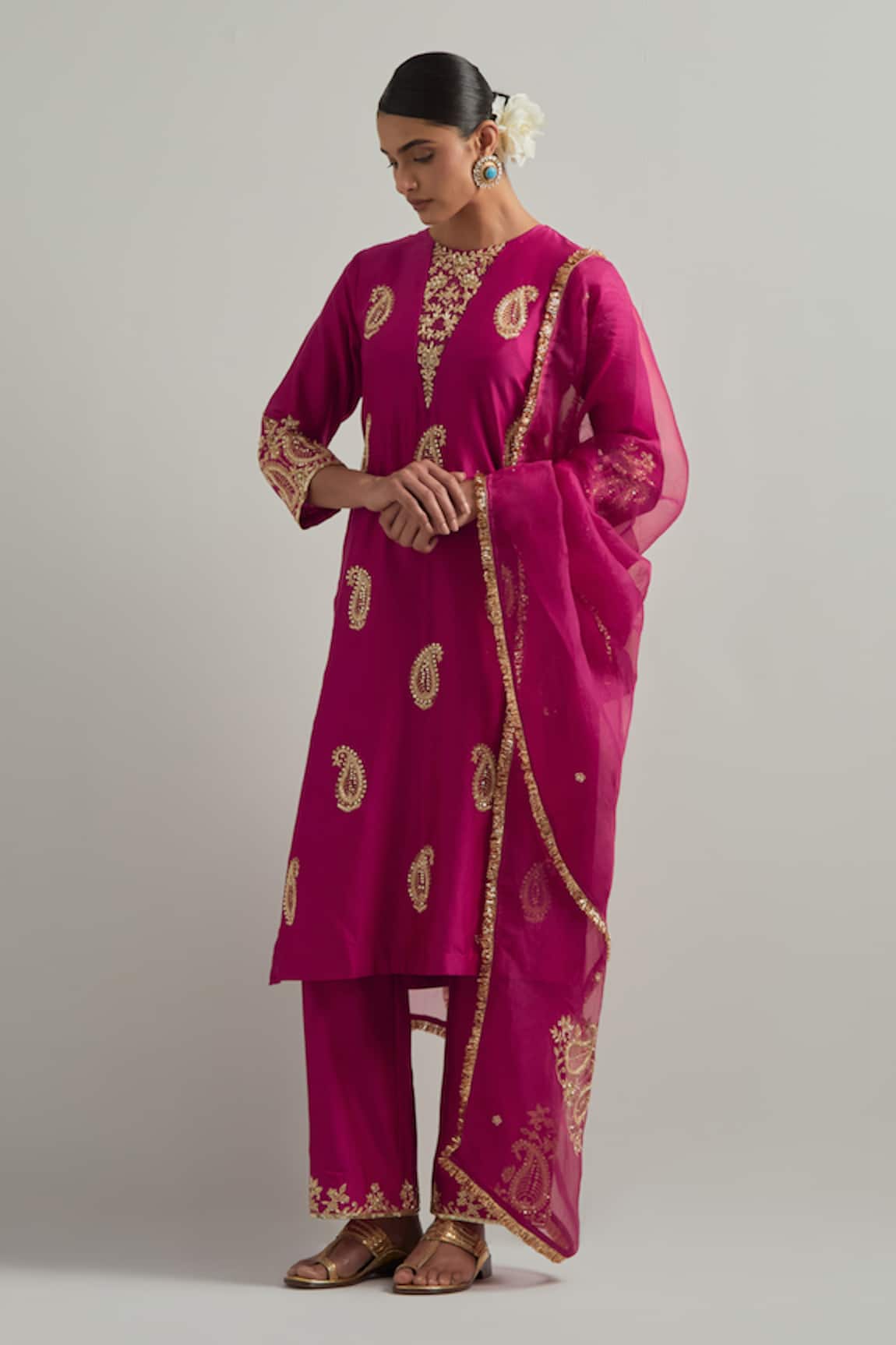 Ikshita Choudhary Magenta Hand Embroidered Chanderi Kurta Set 