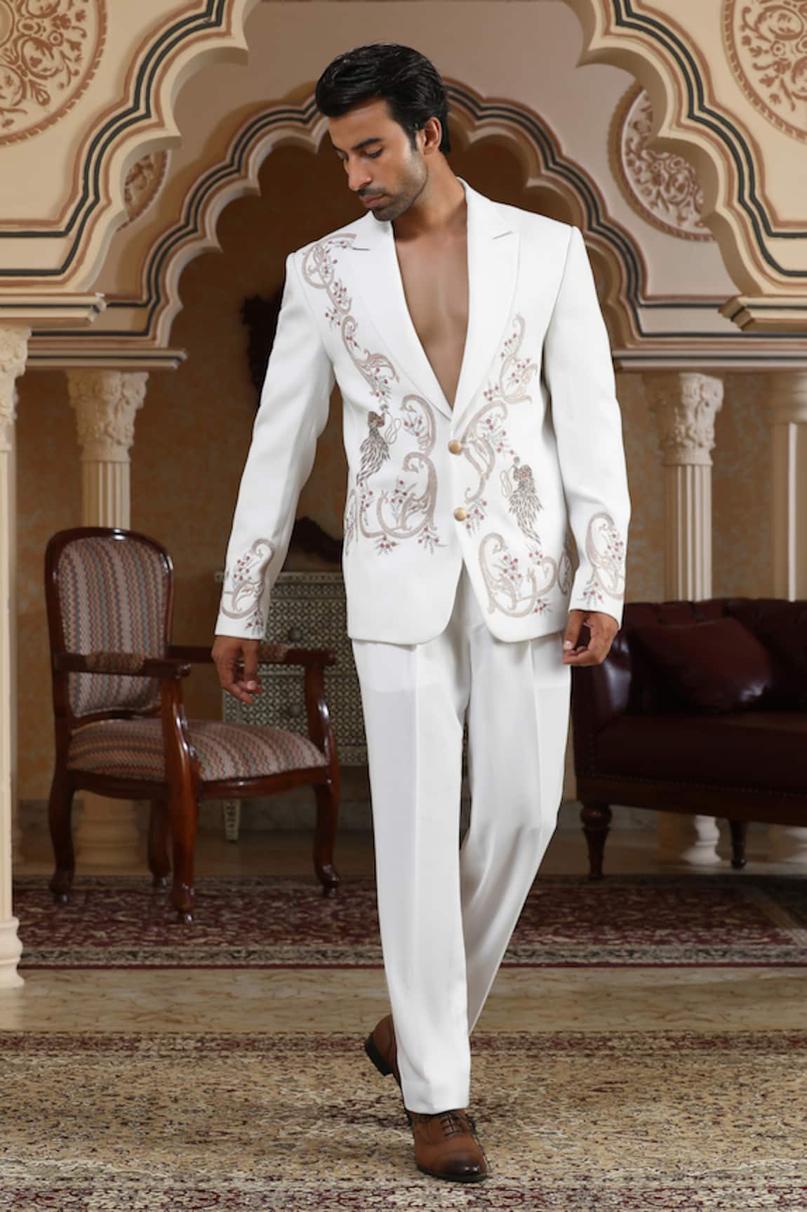 Kudrat Couture Sonchidi White Embroidered Suit Set 