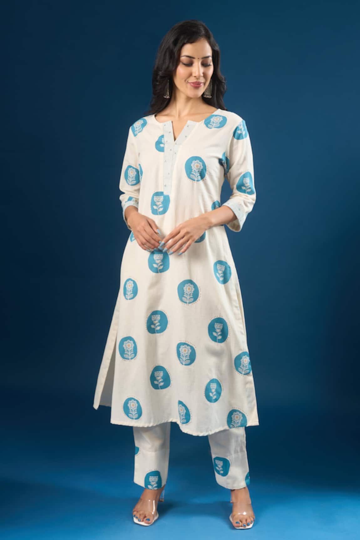 Naintara Bajaj Floral Print Kurta With Pant 