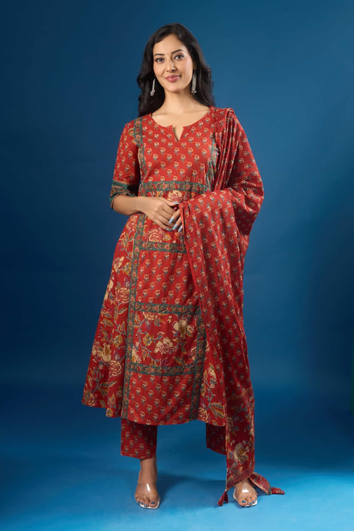 Naintara Bajaj Floral Print Kurta Pant Set 