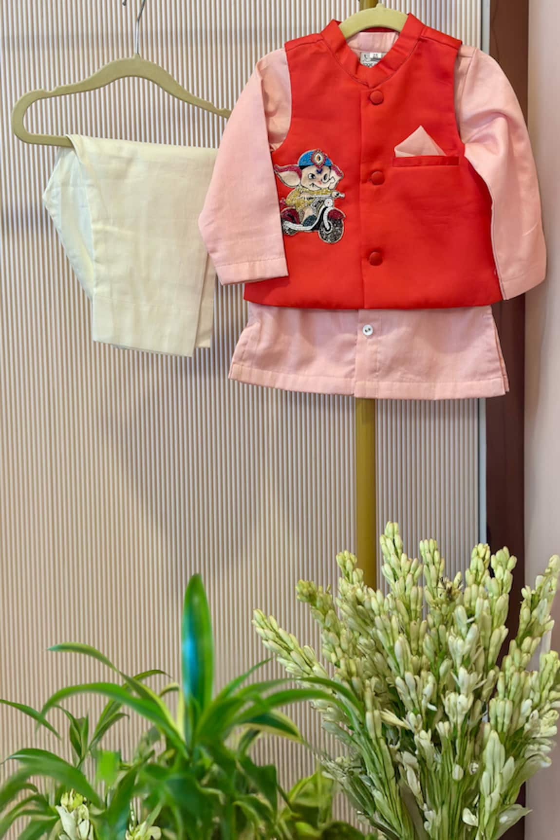 Rage Attire-Sweta Saria Biker Ganesha Bundi & Pink Kurta Set 