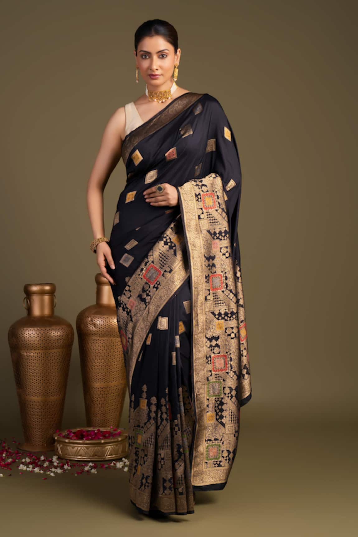 Zal From Benaras Pure Silk Banarasi Handloom Saree With Unstitched Blouse Piece 