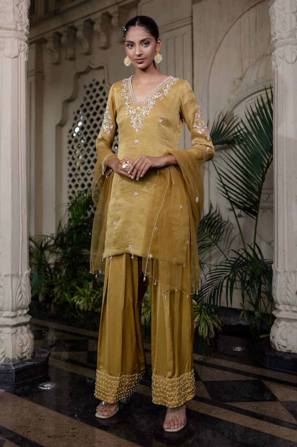 Farha Syed Yellow Hand Embroidered Kurta Set 
