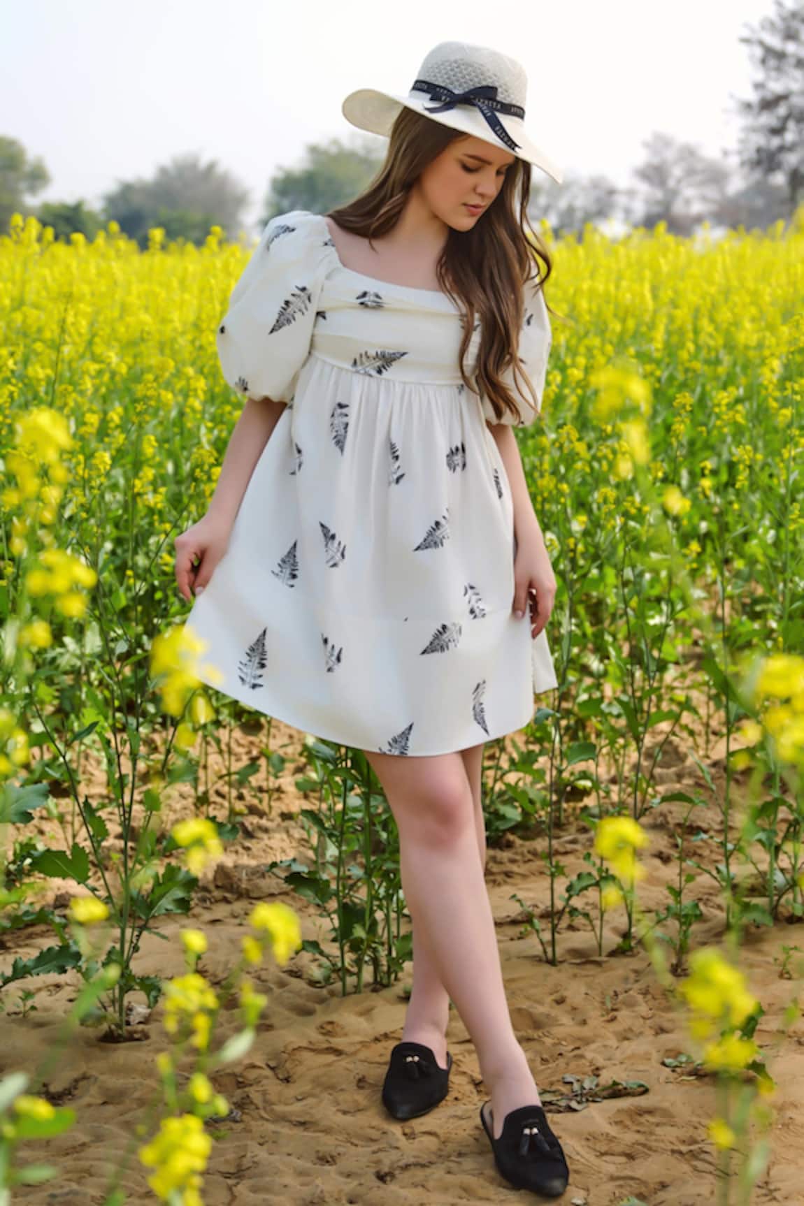 AFRIYA Monochrome Fern Short Bow Dress 