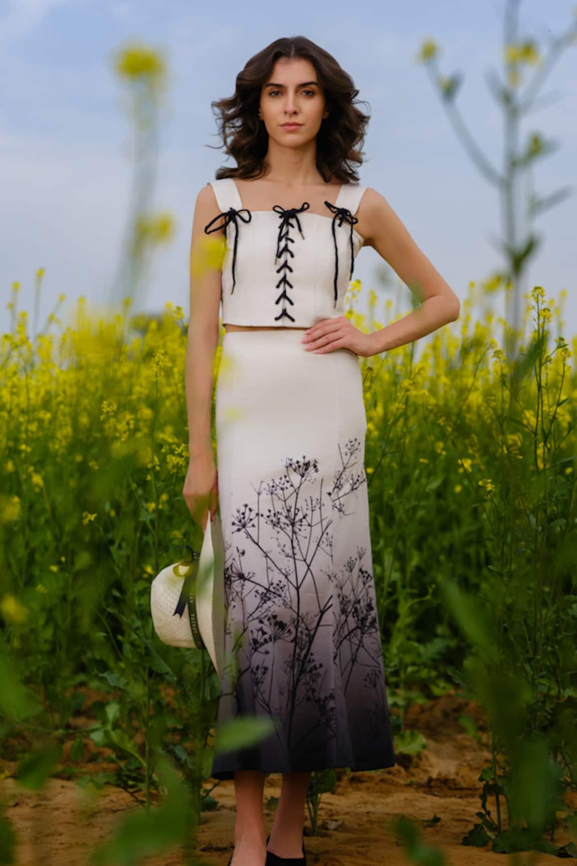 AFRIYA Monochrome Meadow Skirt 