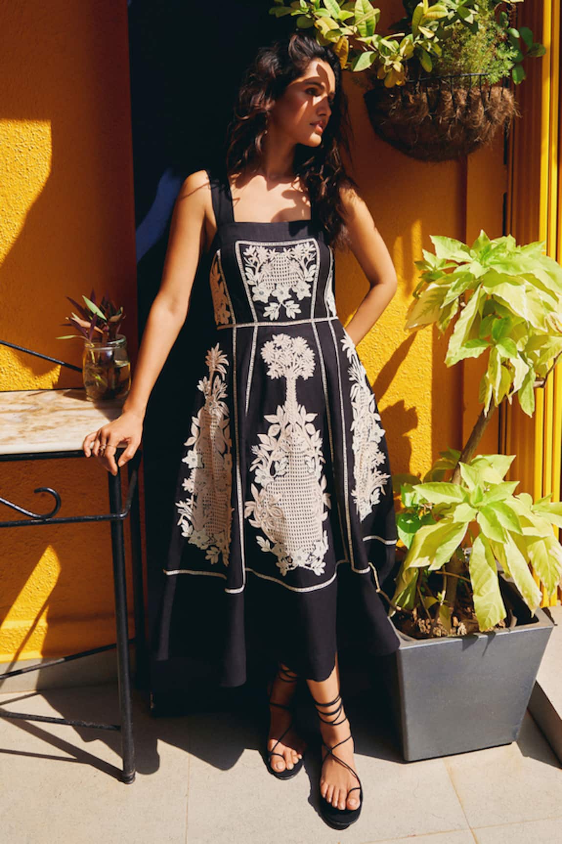 RANNA GILL Amara Embroidered Midi Dress 