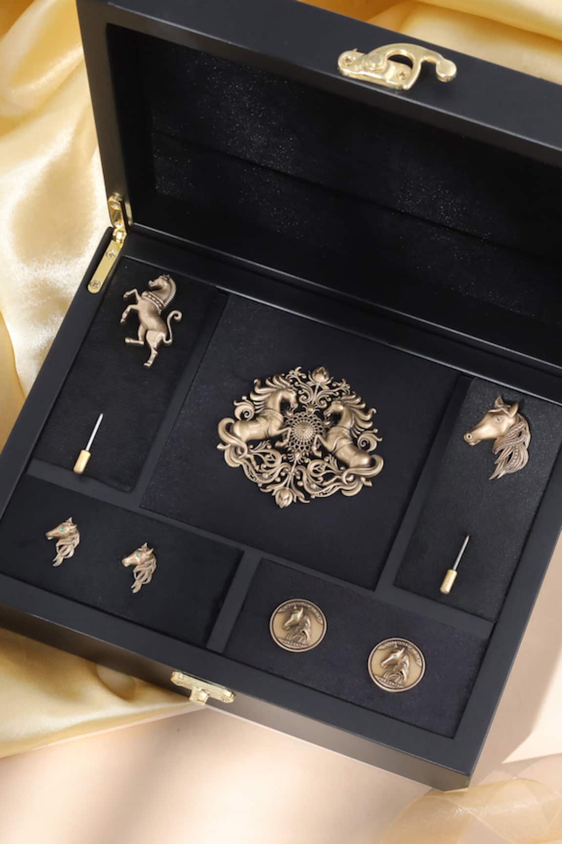 Cosa Nostraa Equinox Gallant Gift Set 