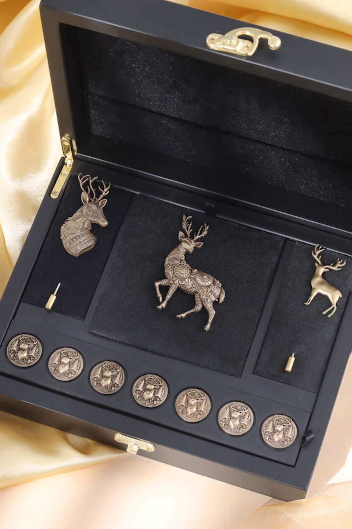 Cosa Nostraa Antler Reverie Gift Set 