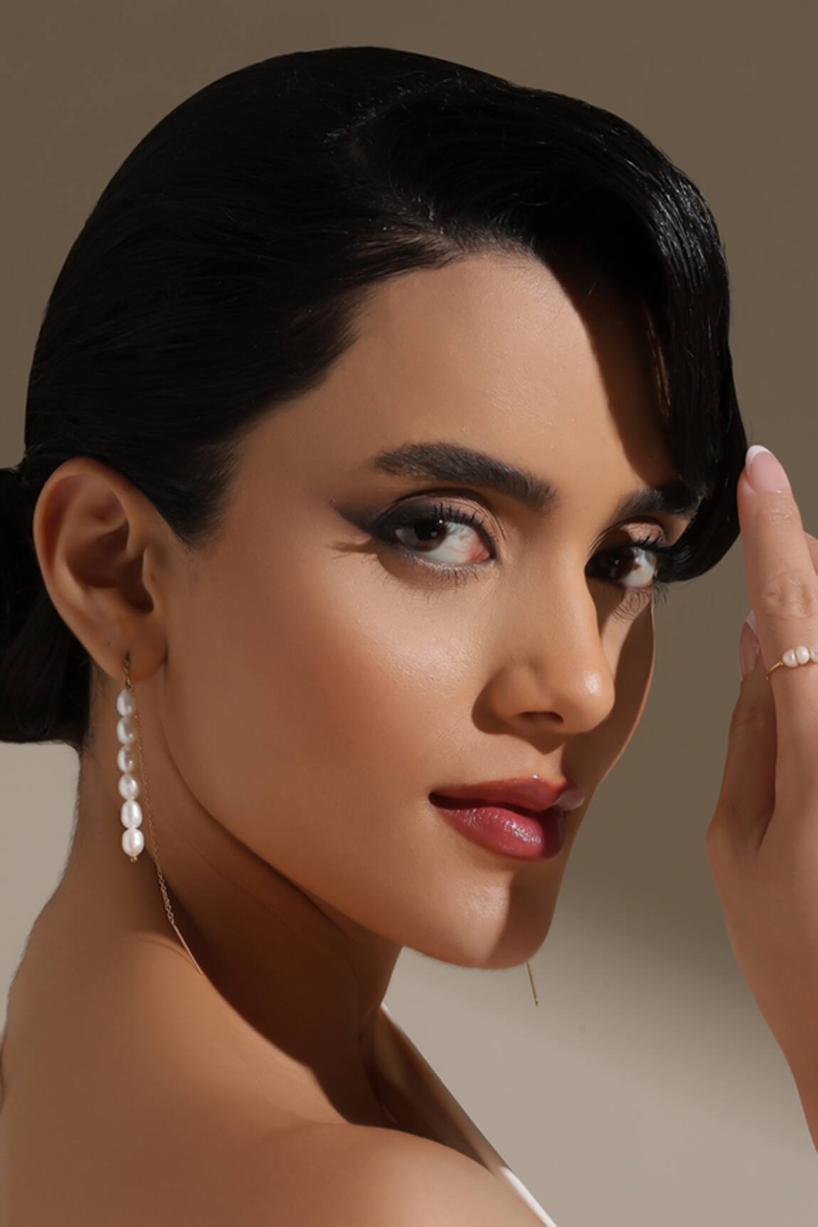 Dusala Chain Flair Earrings 