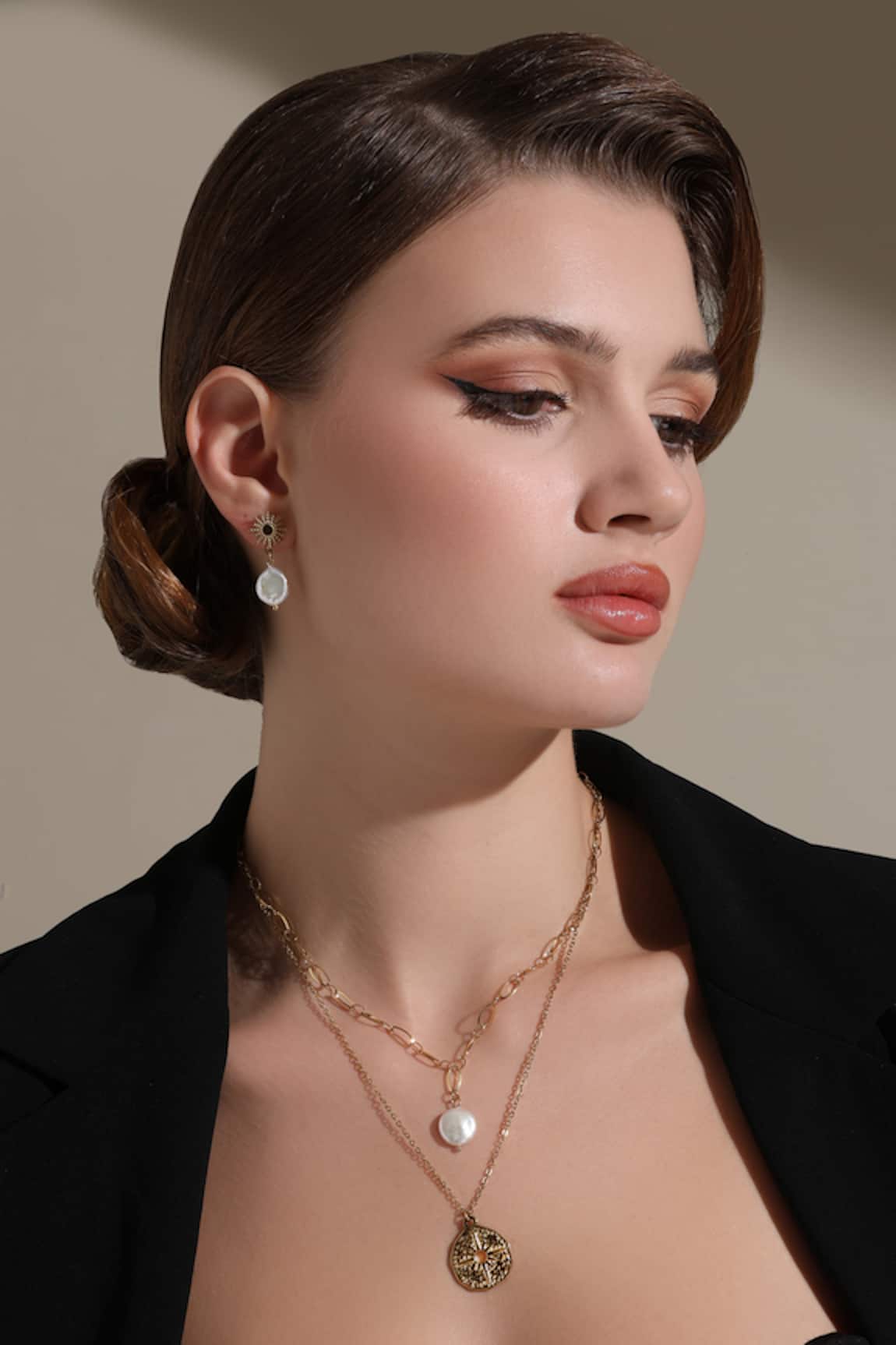 Dusala Golden Charm Necklace 