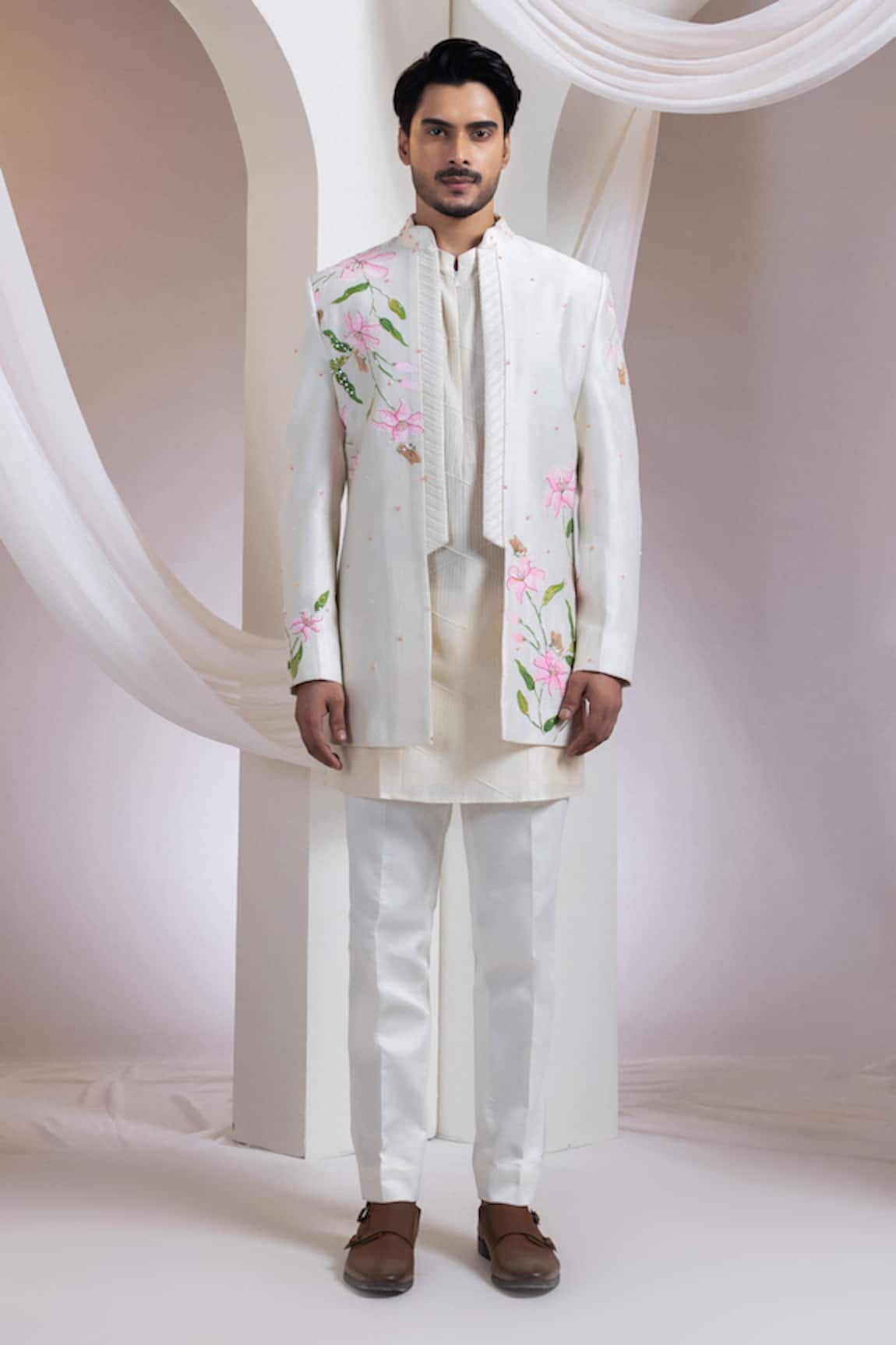 Smriti By Anju Agarwal Floral Pattern Jacket & Pant Set 