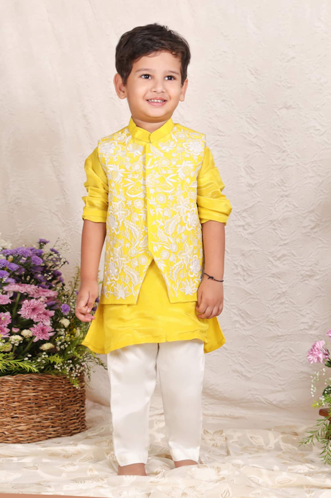 P & S CO Floral Embroidered Bundi Kurta Set 