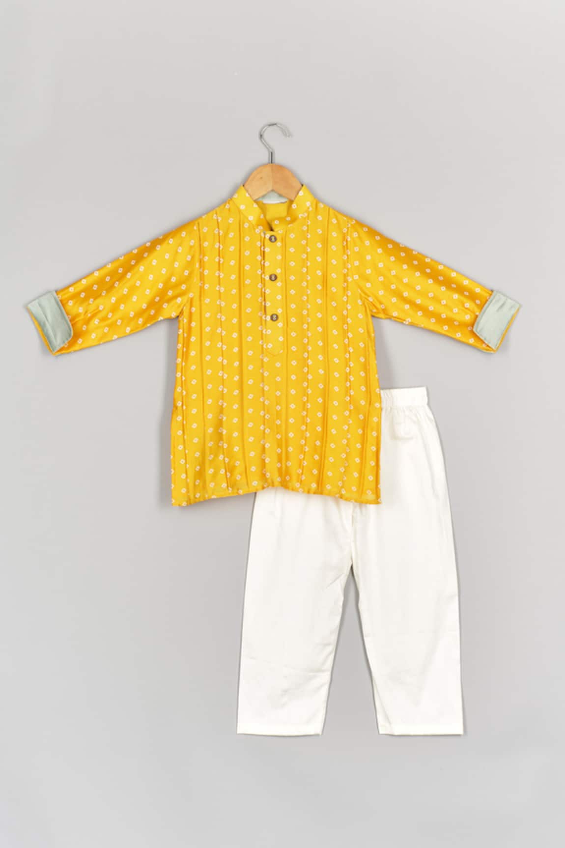P & S CO Bandhani Pattern Kurta With Pyjama 