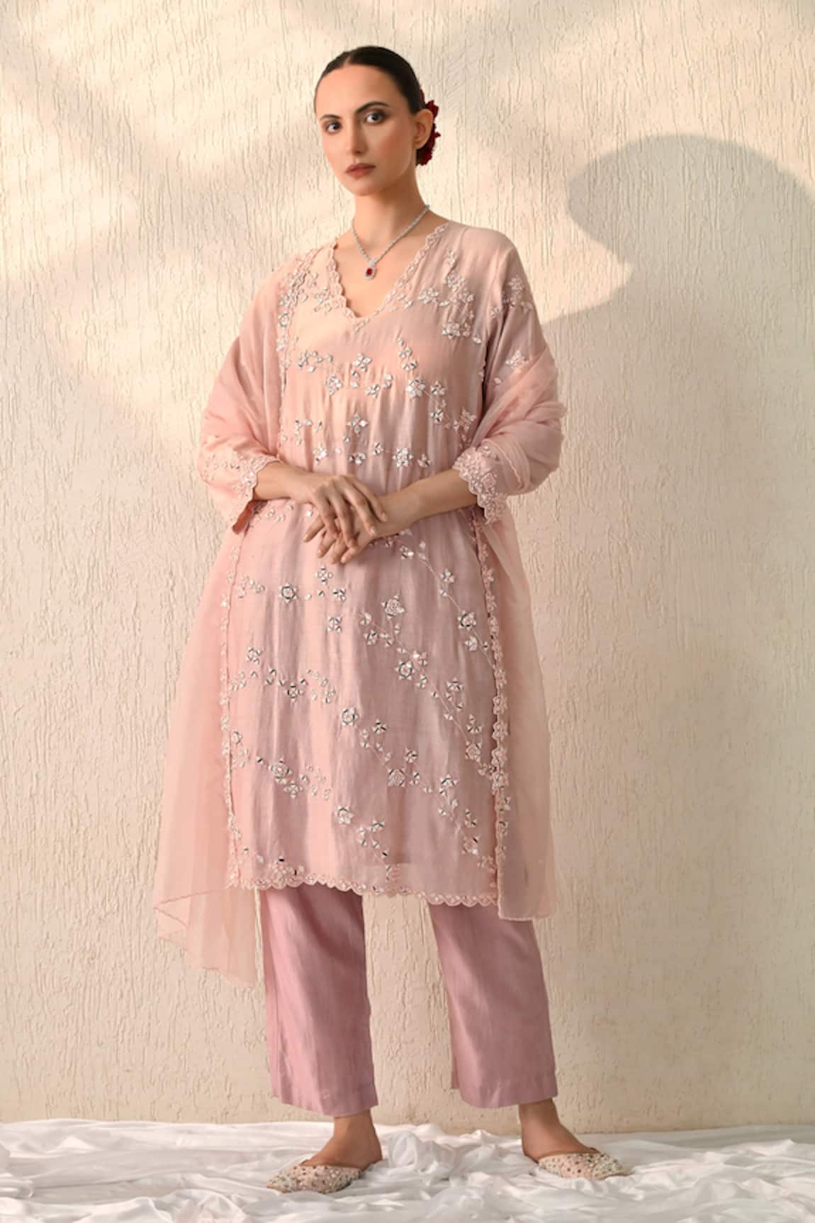 Ohh Crow Floral Embroidered Kurta Pant Set 