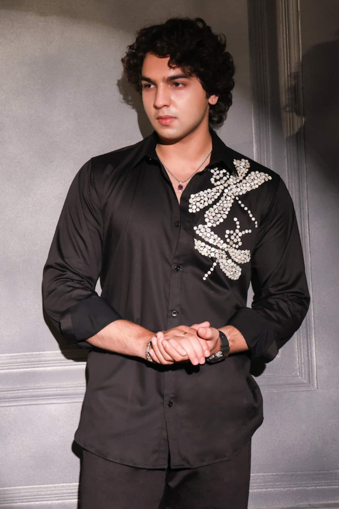 Menero Pearl Embroidered Shirt 