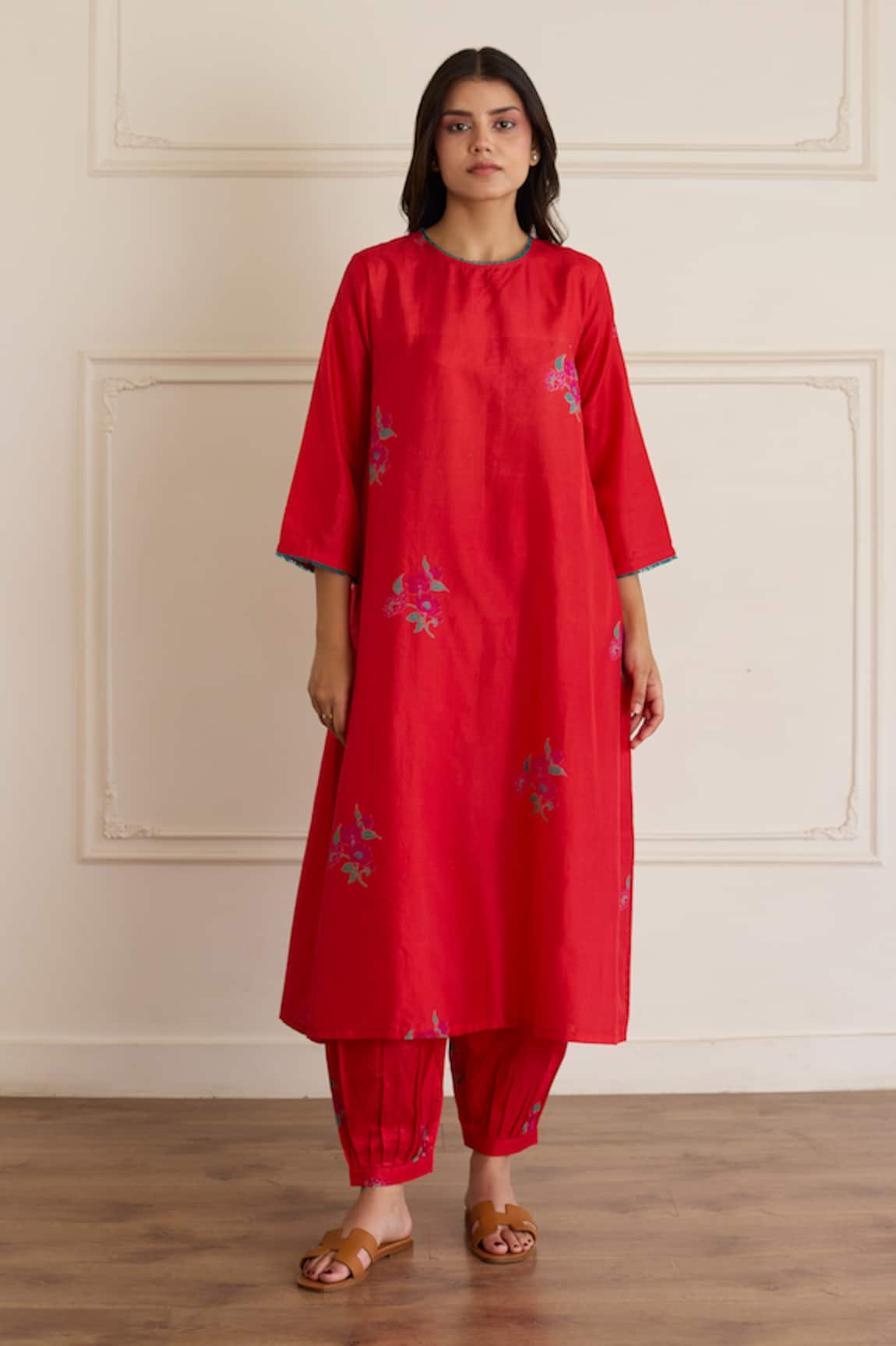Juanita By Shubhda Crimson Silk Printed Kurta & Pant Set 