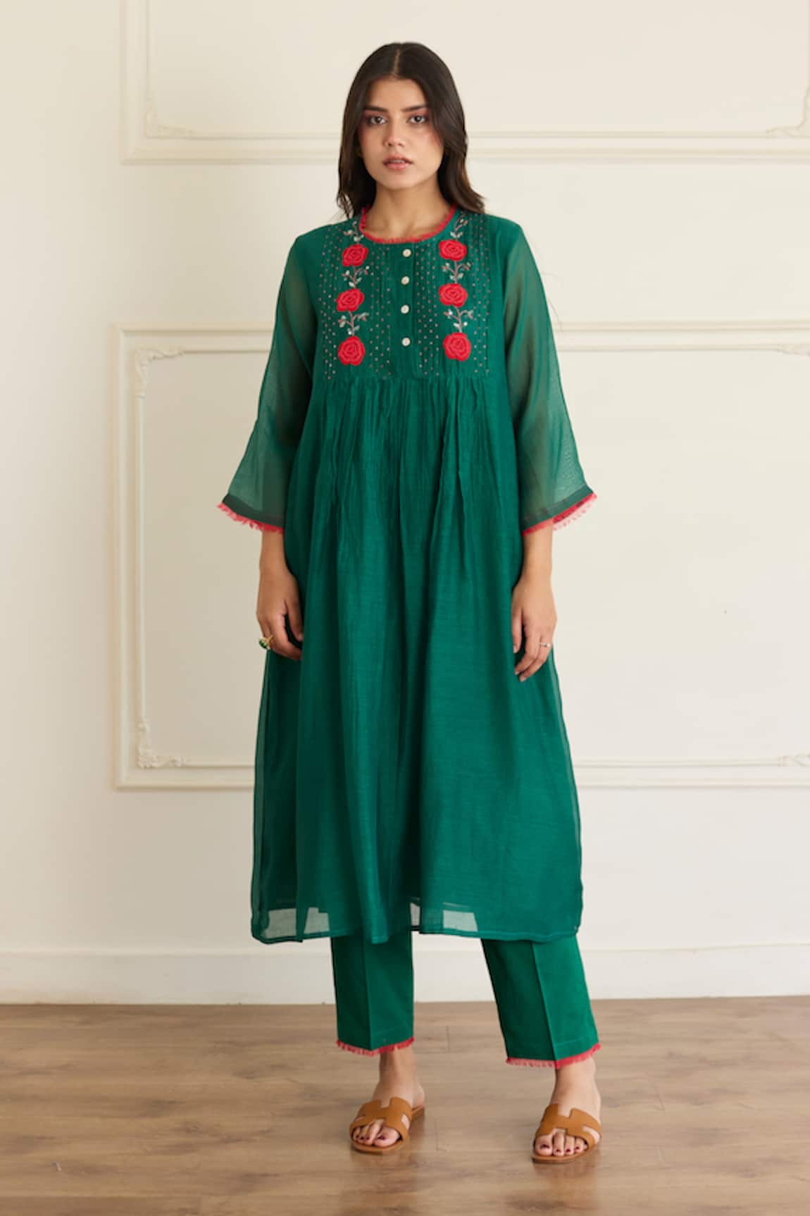 Juanita By Shubhda Embroidered Kurta With Pant 