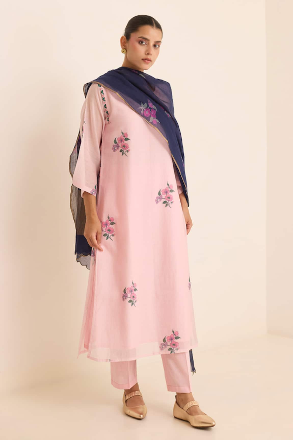 Juanita By Shubhda Rene Floral Pattern Kurta Set 