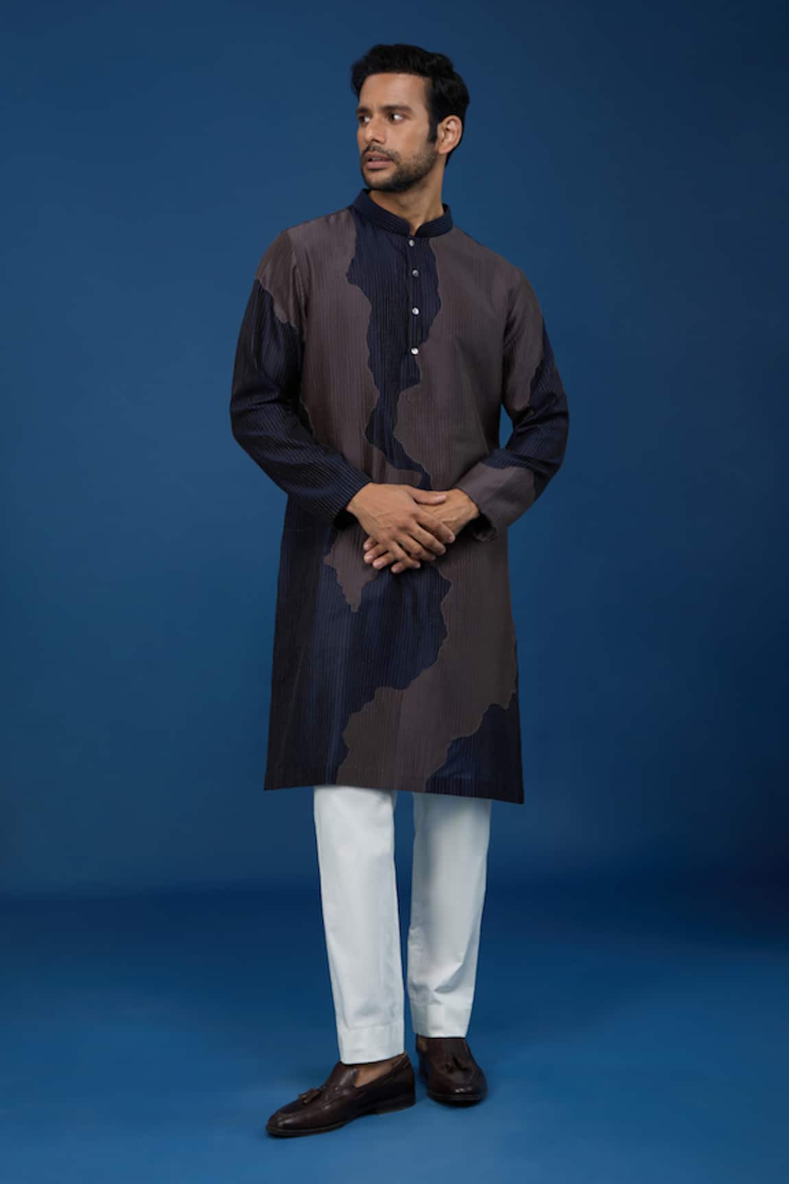 Countrymade Line Pattern Kurta & Pant Set 
