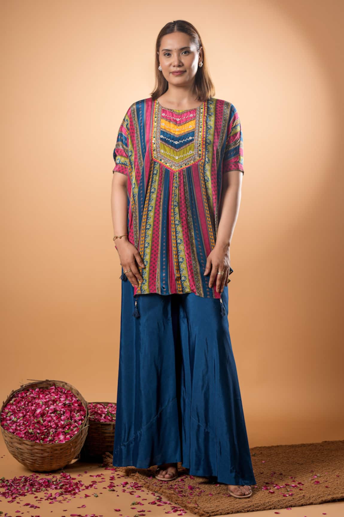 Mamicha Multicolor Designer Kurta & Pant Set 