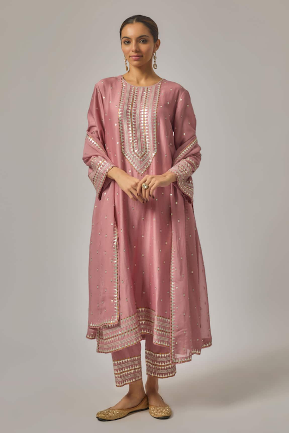 Priyal Prakash Geometric Embroidered Kurta Set 