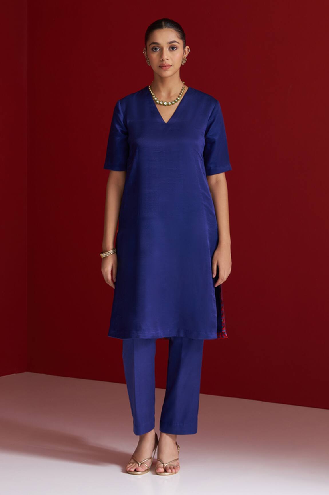 Sitaraa Kanchana Blue Embroidered Kurta With Pant