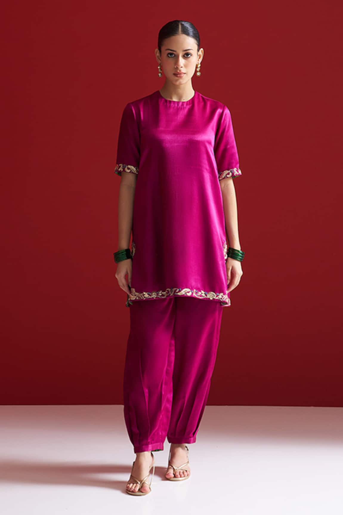 Sitaraa Indira Mulberry Wood Purple Embroidered Kurta With Pant