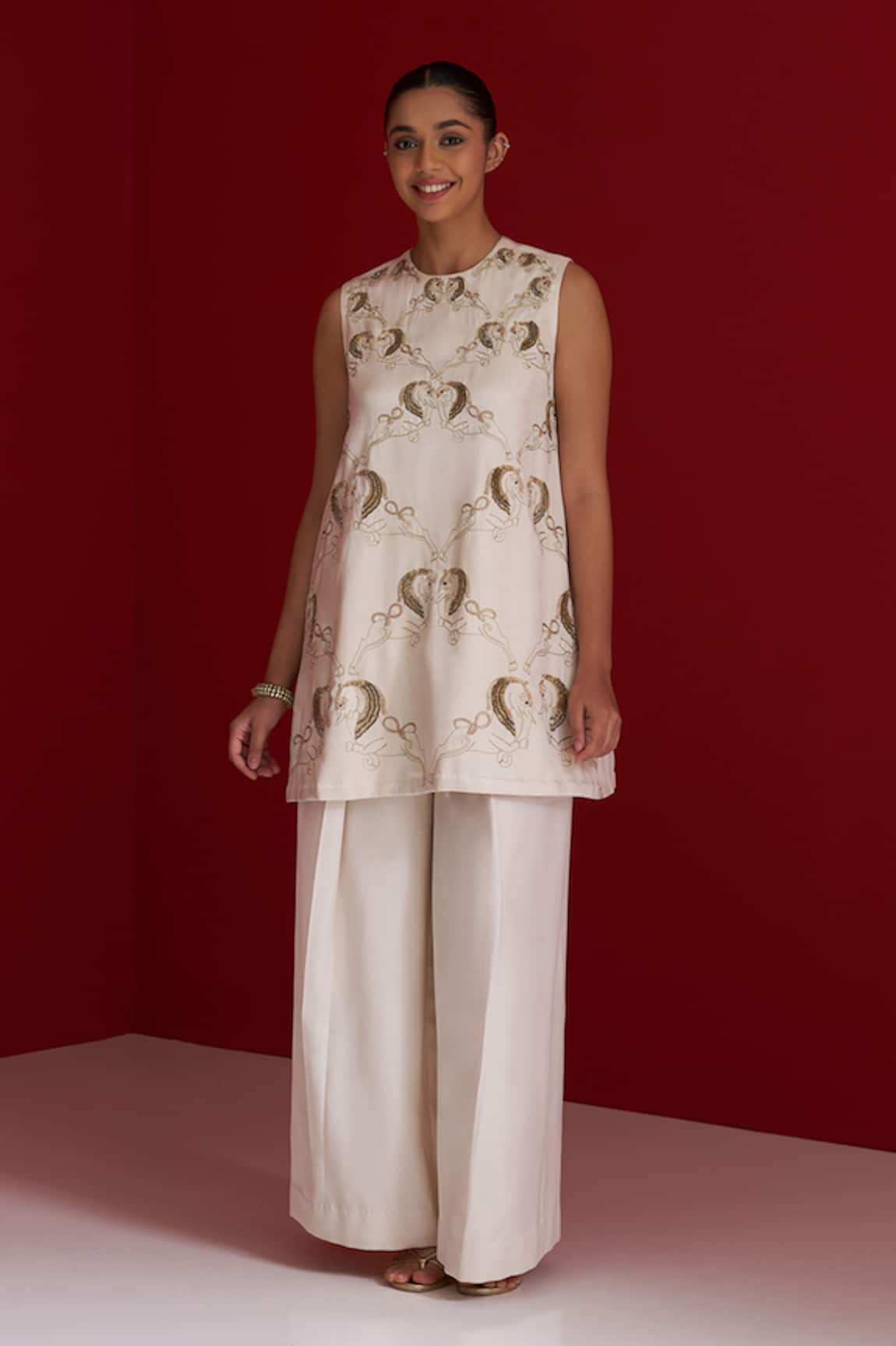 Sitaraa Raksha Ivory Embroidered Kurta With Pant