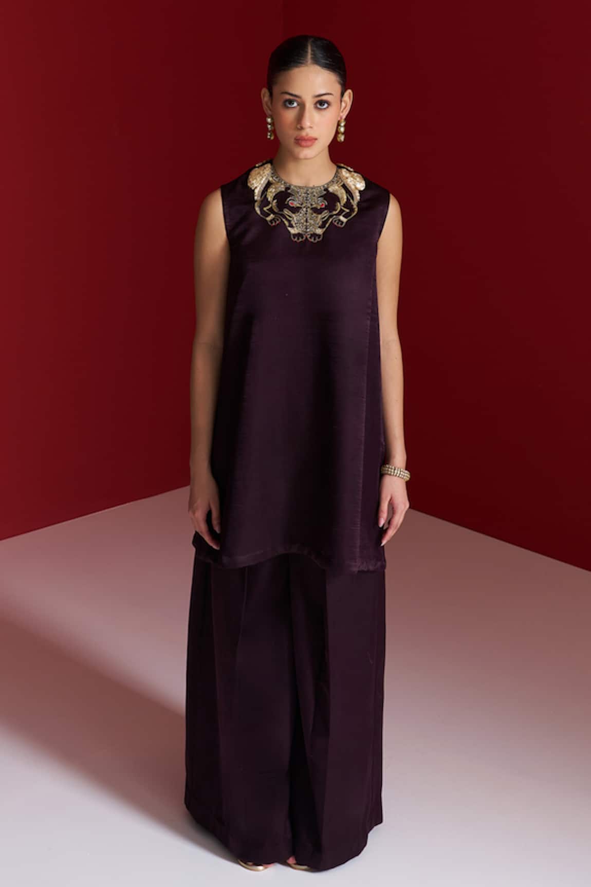 Sitaraa Vaidehi Coca Brown Embroidered Kurta With Pant