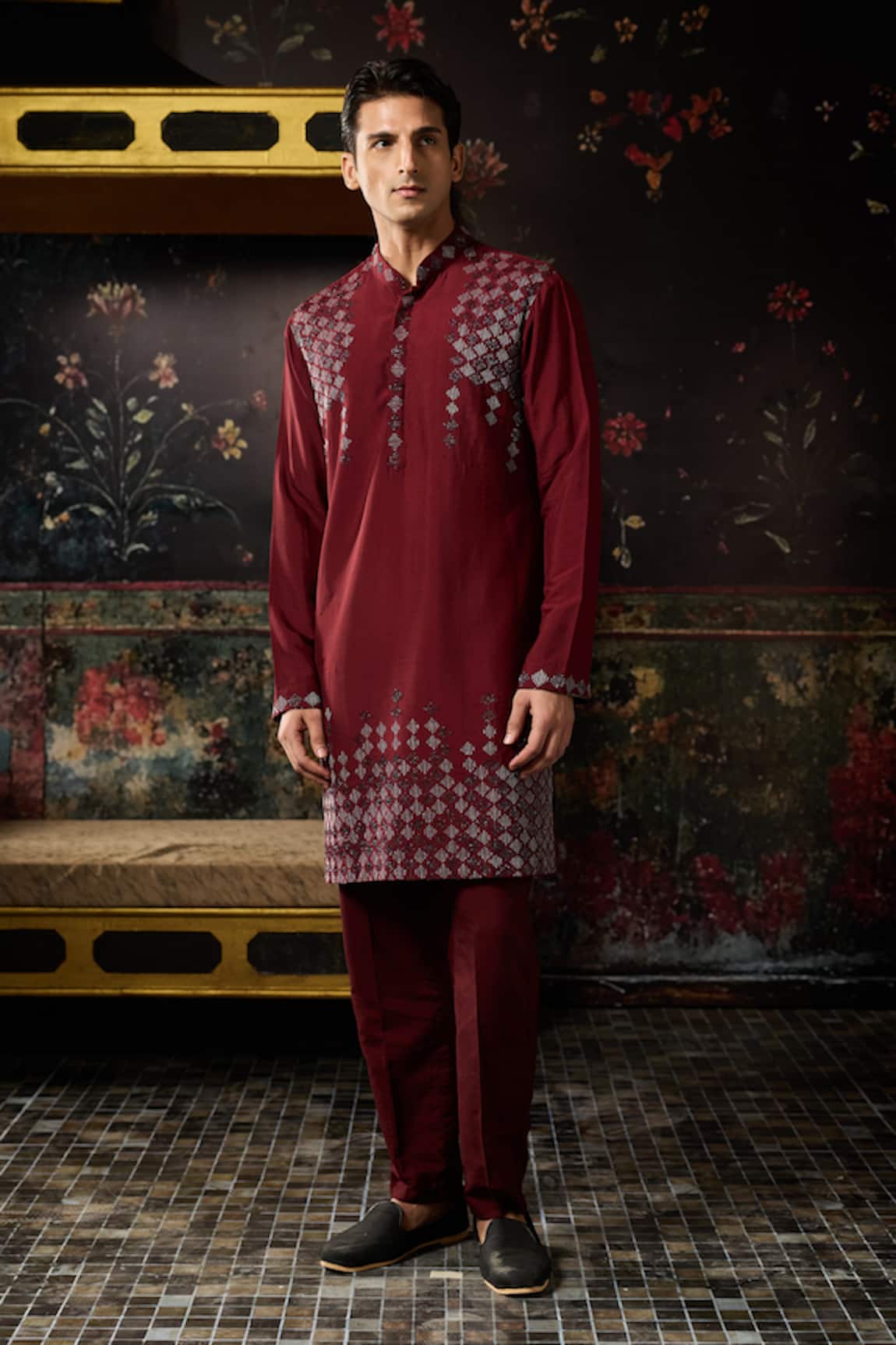 Diyarajvvir Embroidered Kurta With Pant 