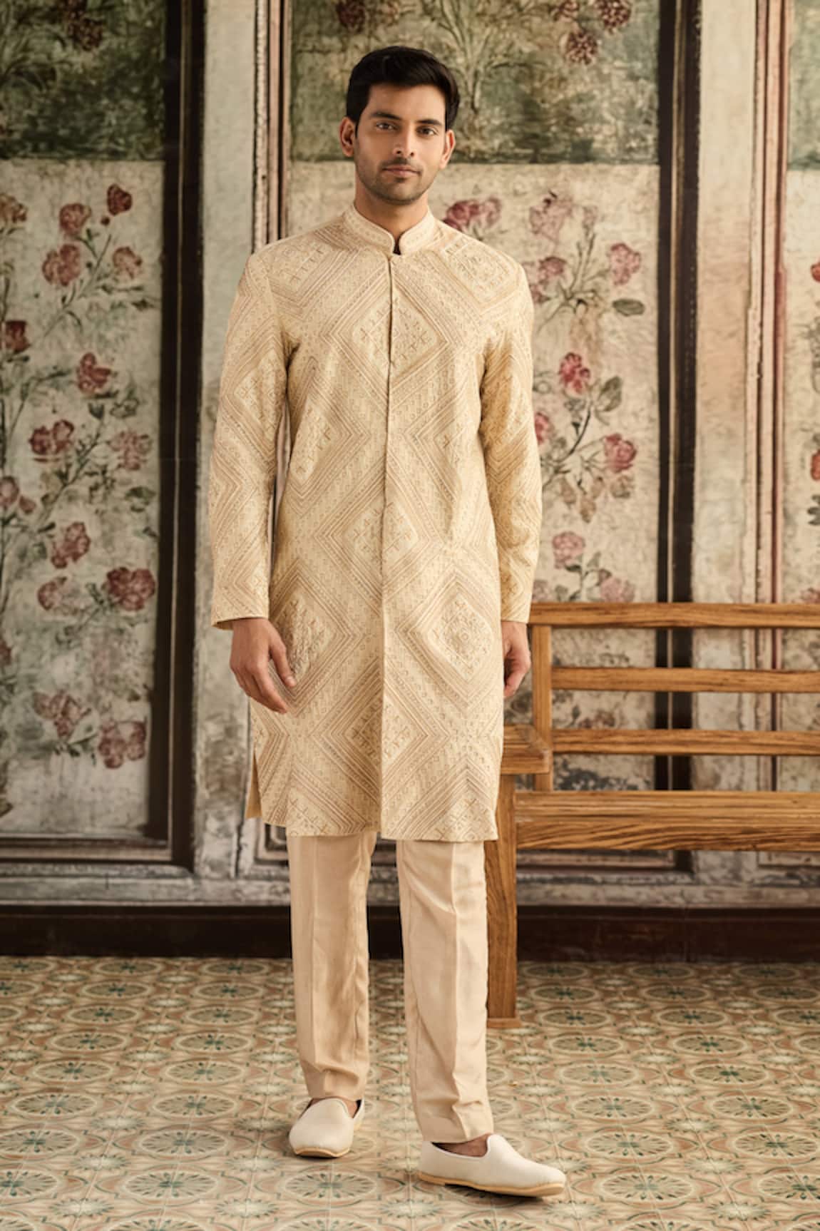 Diyarajvvir Embroidered Jacket With Pant 