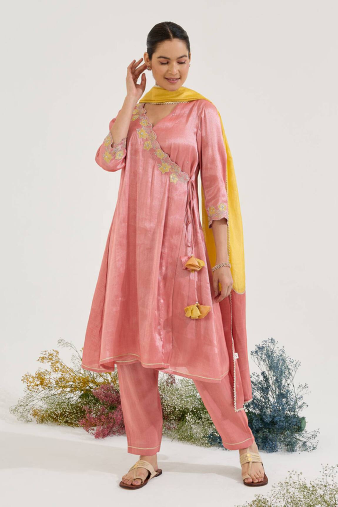 Nero India Placement Embroidered Kurta Set