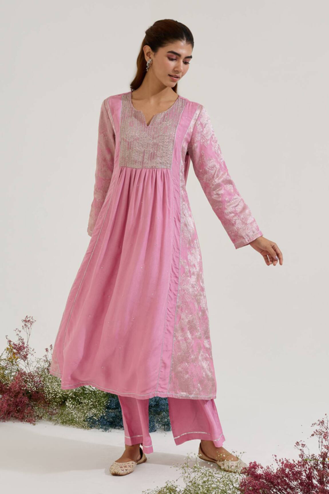 Nero India Textured Yoke Kurta With Pant