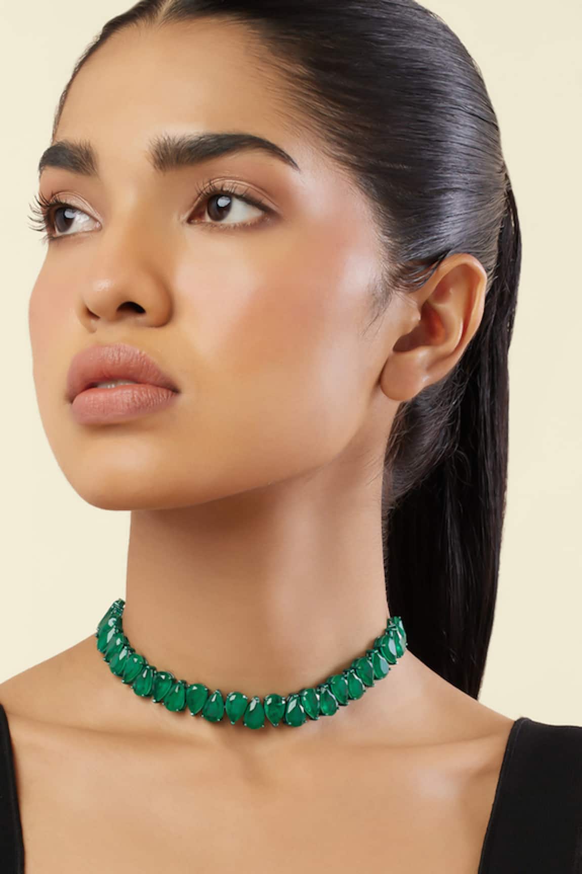 Isharya Elysian Rhodium Plated Emerald Choker Necklace 