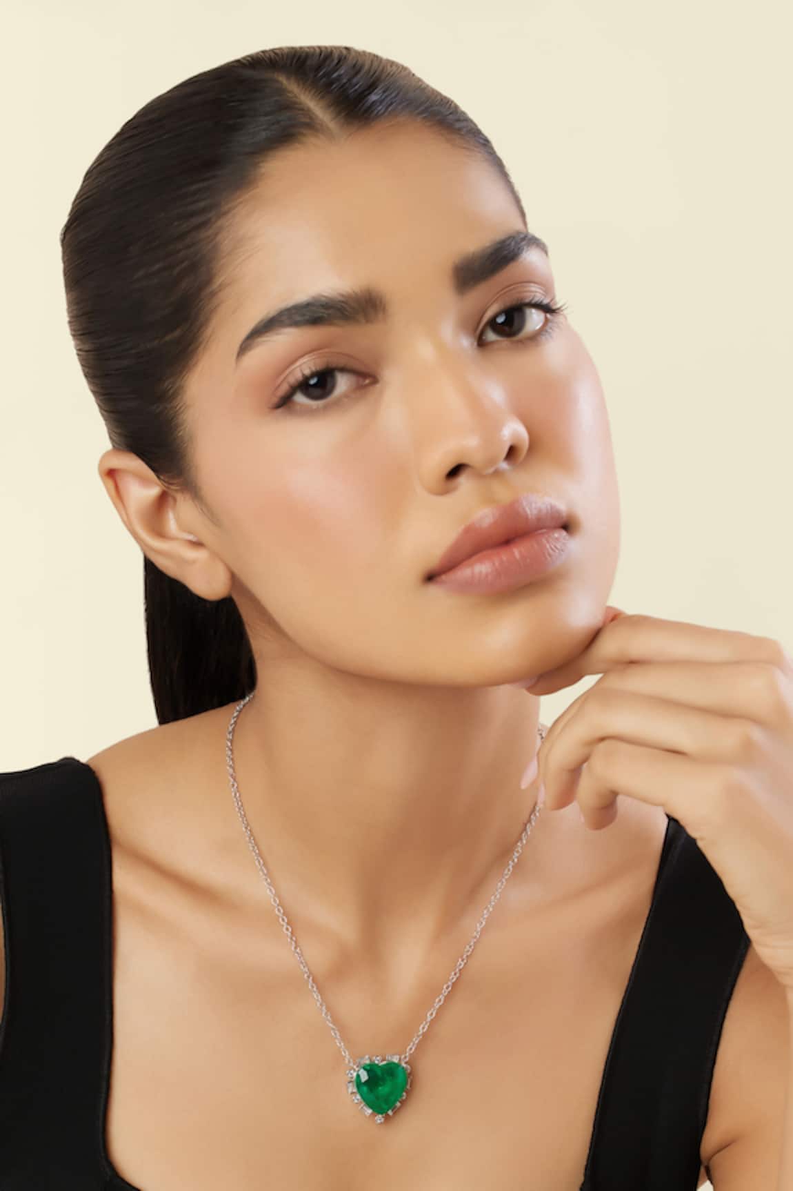 Isharya Emerald Heart Pendant Rhodium Plated Necklace 